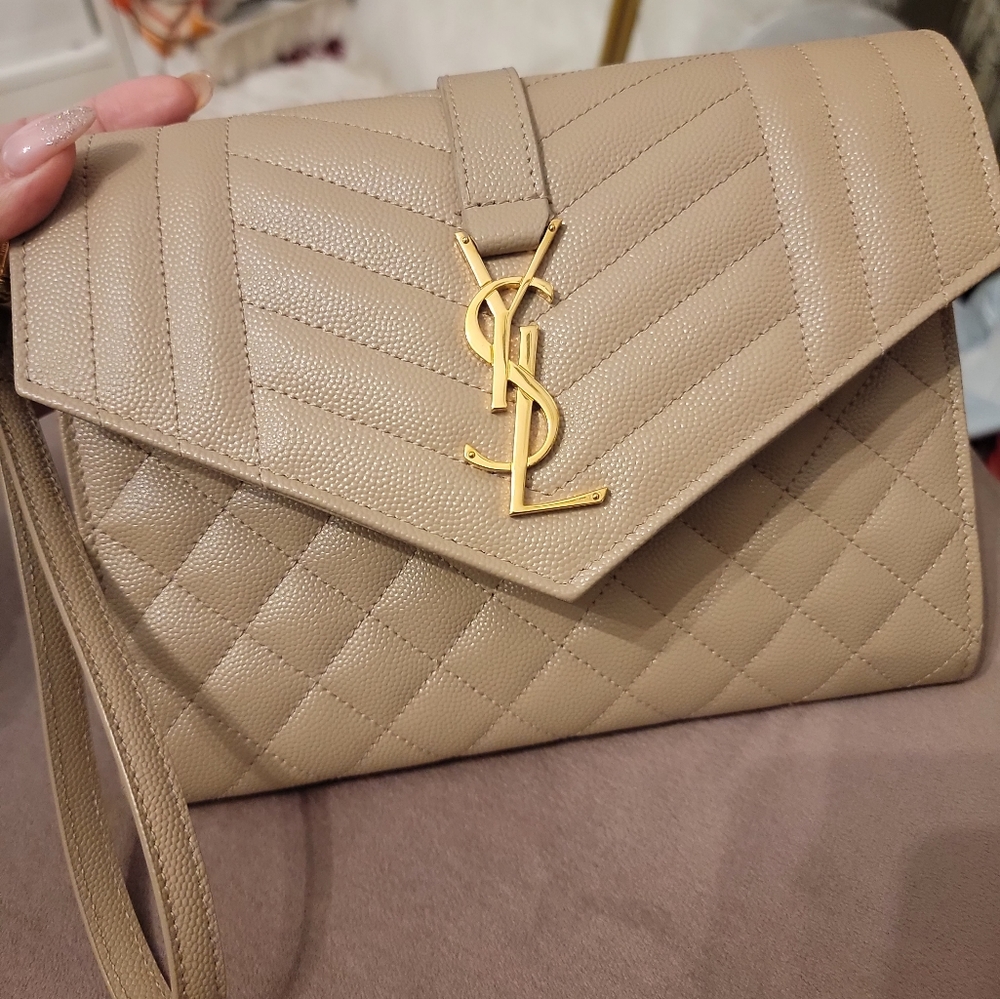YSL BEIGE Purse Authentic and used once